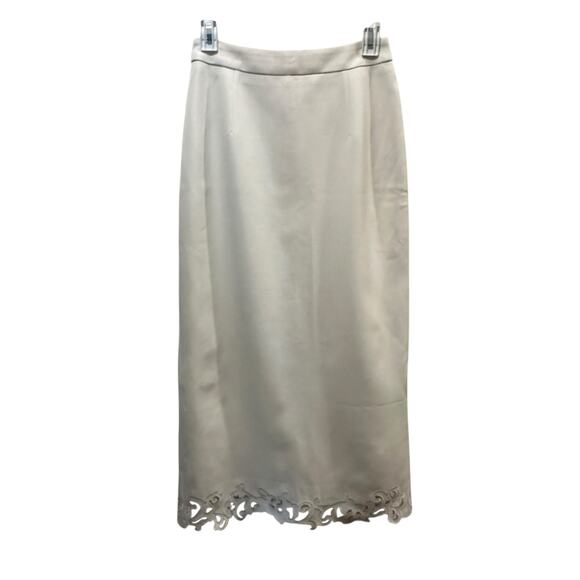Commense Women's XSmall White Embroidered Hem Zip Solid Midi Skirt - Picture 1 of 9
